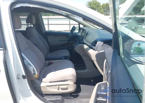 2019 Honda Odyssey Lx z USA, uszkodzony, nr VIN 5FNRL6H26KB108537